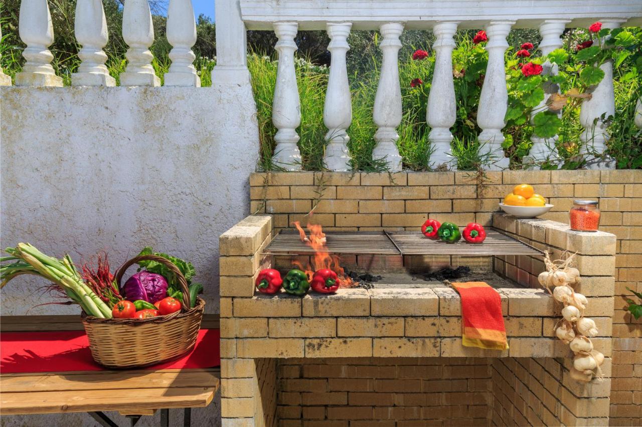 Villa Quietude Agios Stefanos Avliotes  Екстер'єр фото