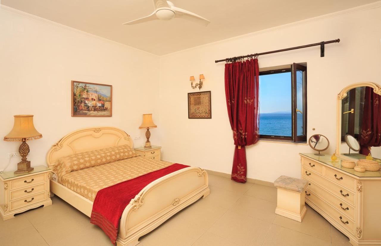 Villa Quietude Agios Stefanos Avliotes  Екстер'єр фото